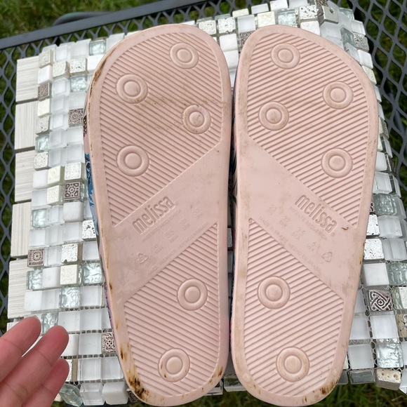 Melissa
Women's Butterfly Pool Slide Sandals - Picture 5 of 9